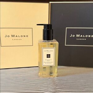 NEW Jo Malone Pomegranate Noir Body & Hand Wash